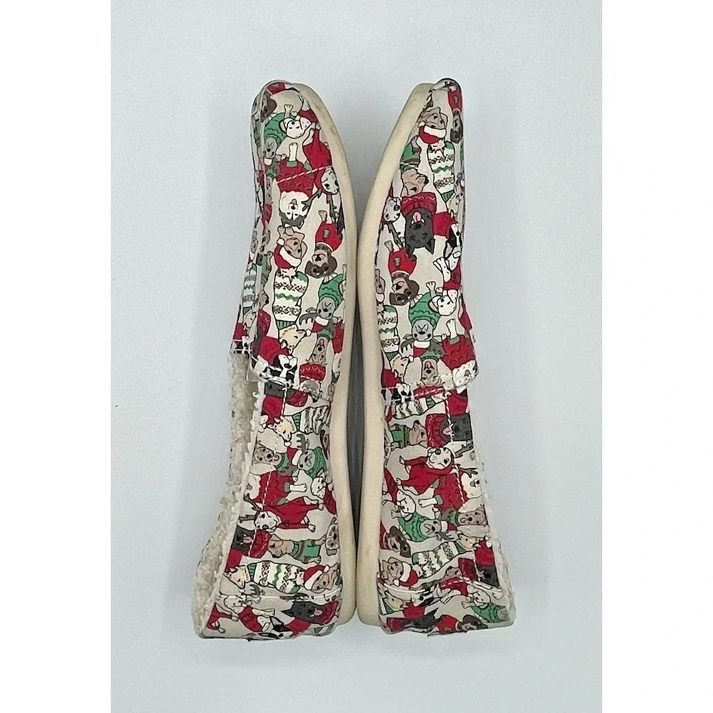 TOMS DOGS IN CHRISTMAS SWEATERS w/ Faux Shearling Womens Size‎ 9.5